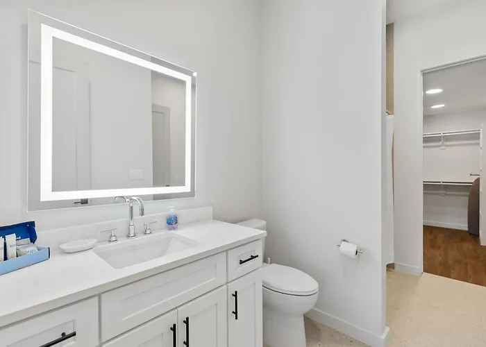 The Corbin 1205 - Cowtown Urban Oasis * Fort Worth