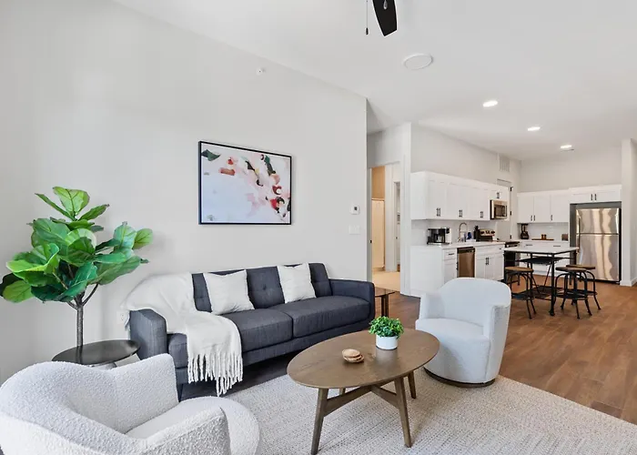 Apartment The Corbin 1205 - Cowtown Urban Oasis *